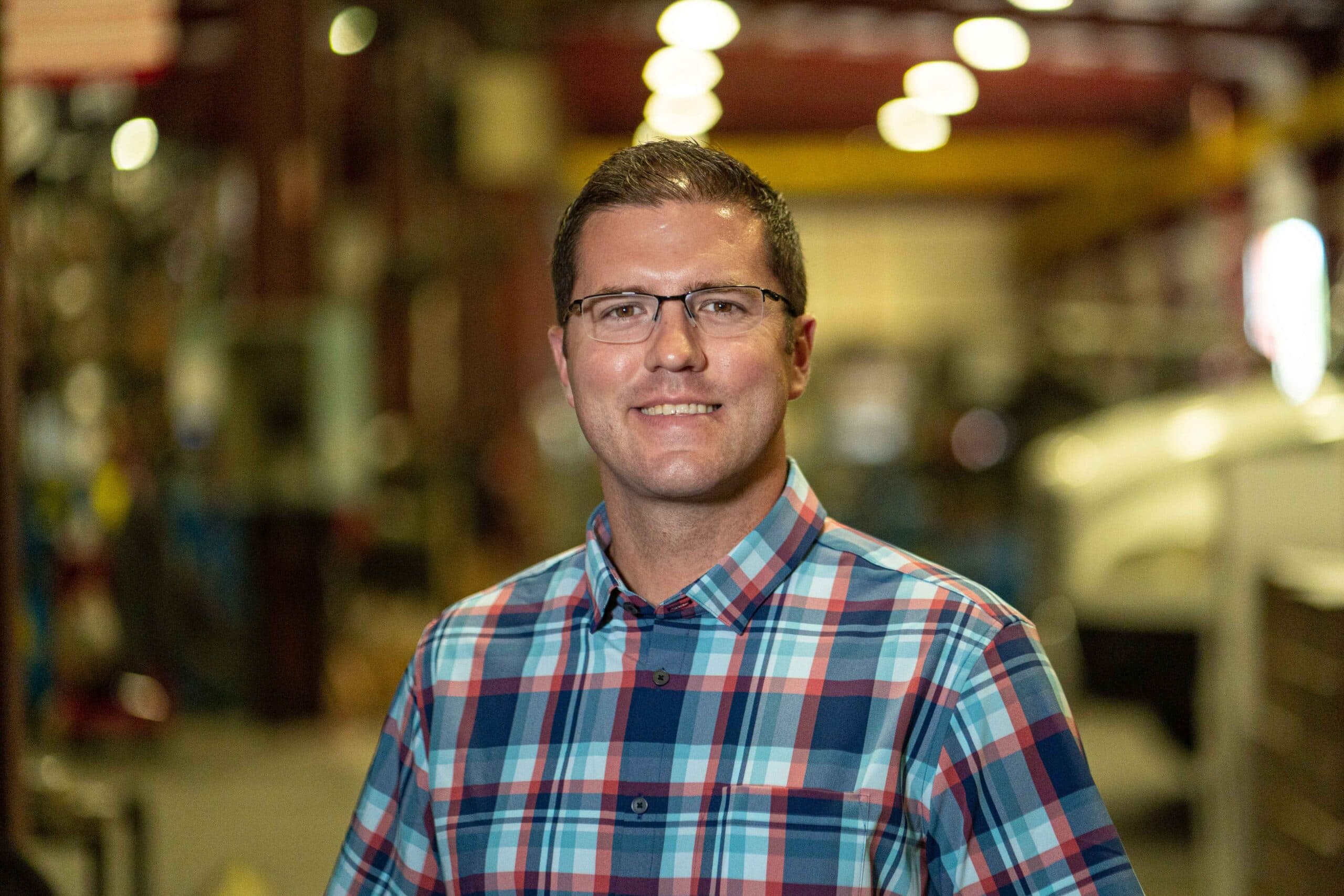 tsa elliot headshot-71616 (1)